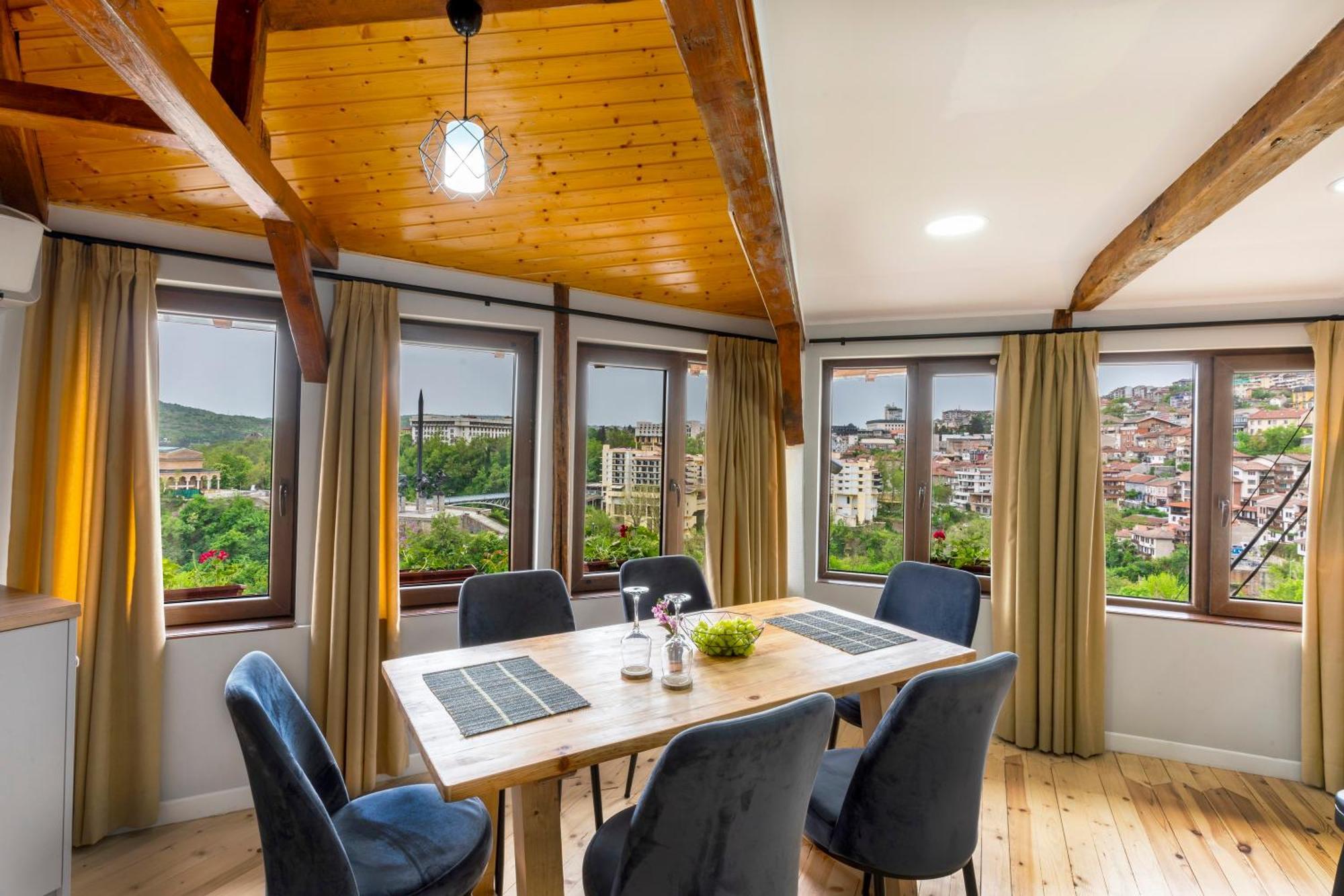 Bobevata Guest House - Floor 2 - Stunning View Old Town Велико-Тырново Экстерьер фото