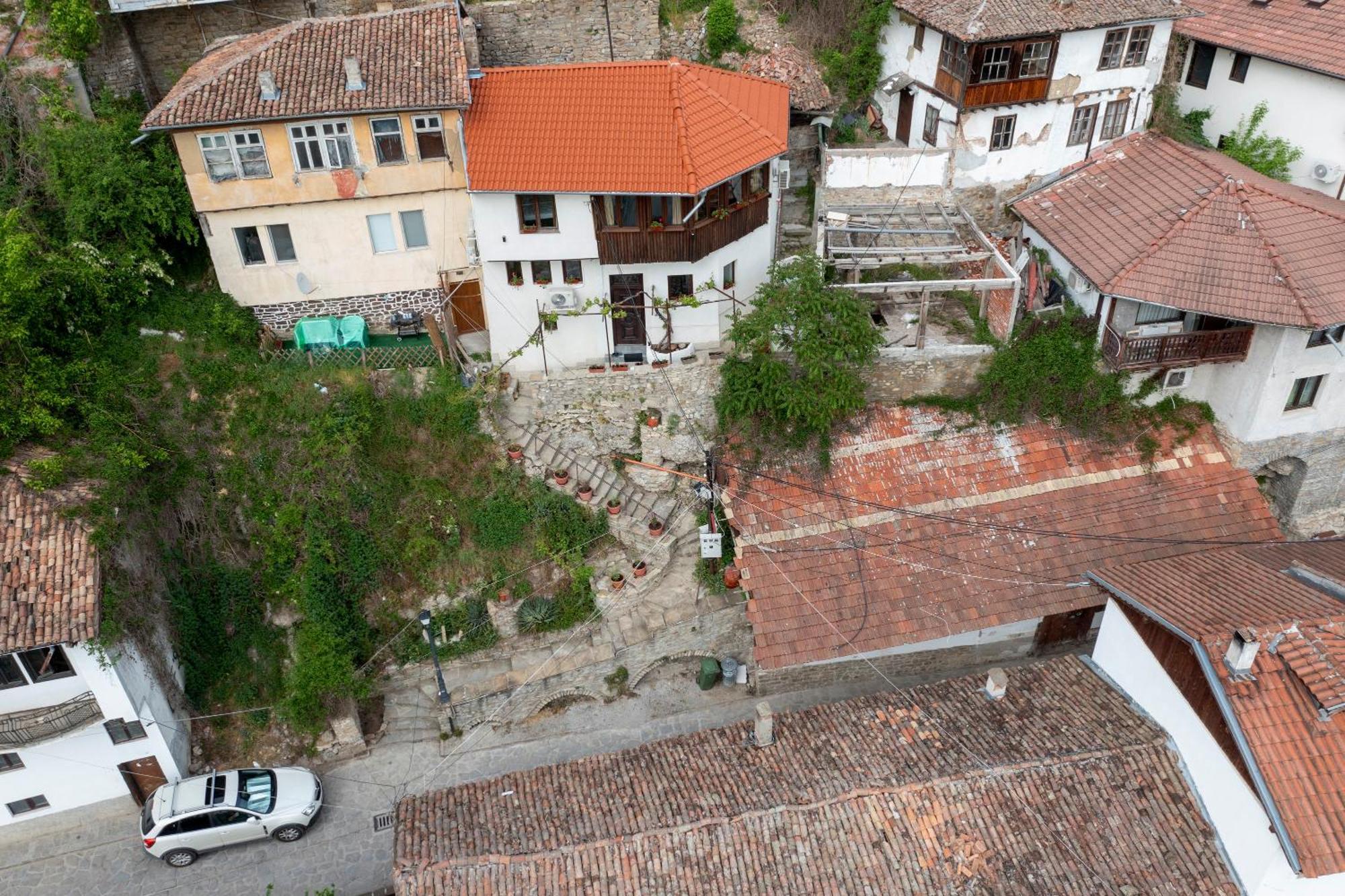 Bobevata Guest House - Floor 2 - Stunning View Old Town Велико-Тырново Экстерьер фото